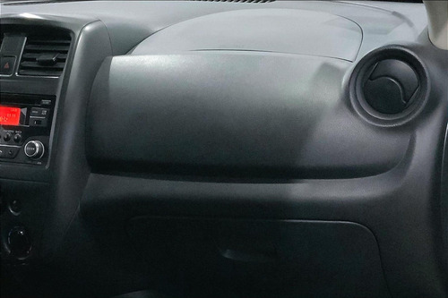 Imagen 16 de 25 de Nissan Versa Sedan 4 Pts Sense, Tm5, A/ac, Ve