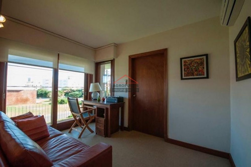 Excelente Casa En Venta Y Alquiler - Playa Mansa- Ref: 5519