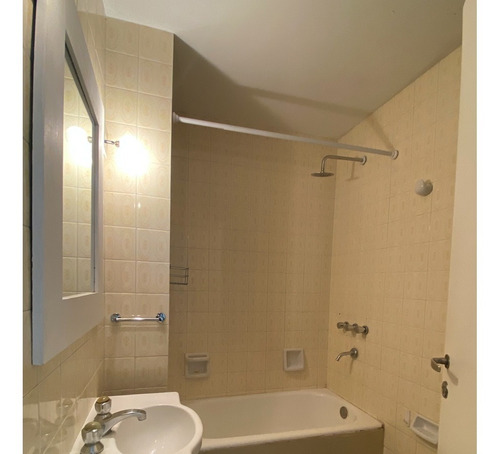 Imagen 13 de 20 de Dpto 3 Ambientes - Amplio Jardin- Villa Urquiza - A Mts De Belgrano R