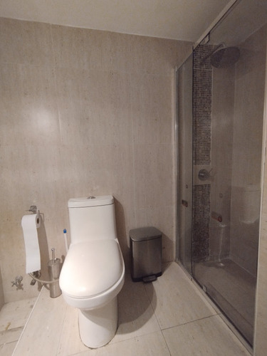Arriendo Oficina 2p/1b - Santiago
