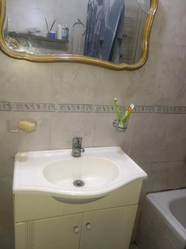 Imagen 3 de 11 de Ph En Venta - 2 Dormitorios 1 Baño 73mts2 - Tablada, La Matanza