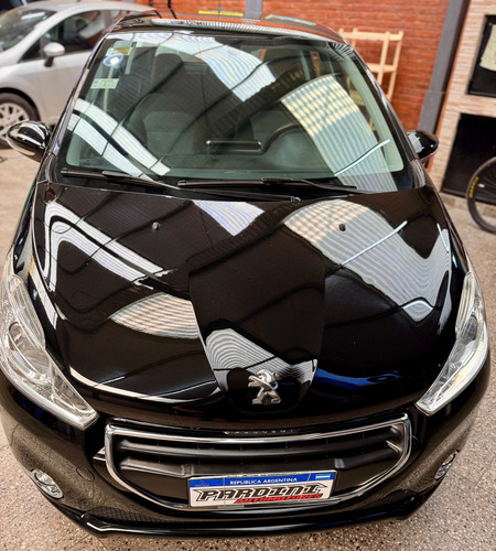 Peugeot 208 1.5 Allure Touchscreen