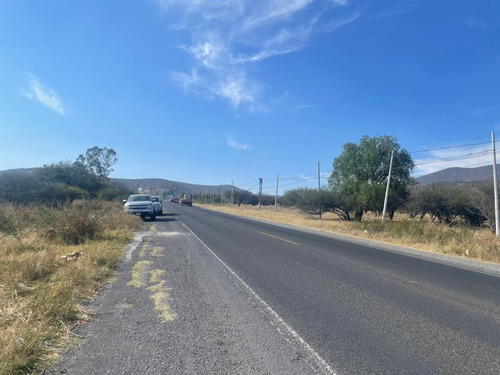 Imagen 6 de 10 de Propiedad A Pie De Carretera Para Proyecto Industrial