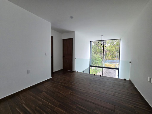 Casa En Venta En Paseo Del Parque, Morelia