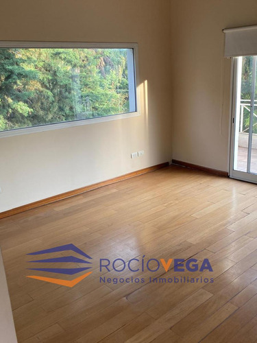 Casa En Venta En Campos De Alvarez