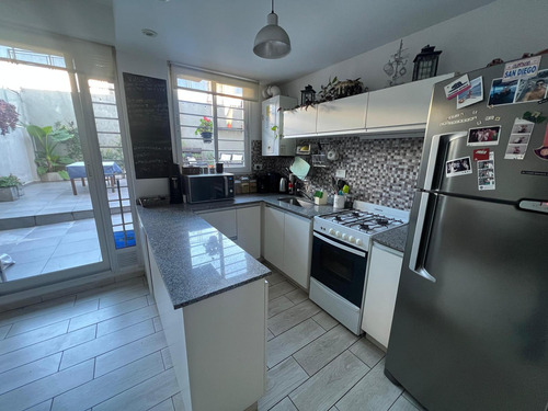 2 Ambientes Con Patio En Venta- Coghlan