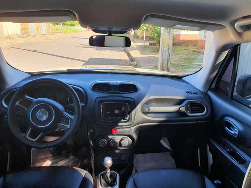 Jeep Renegade 2015 1.8 Sport Flex 5p