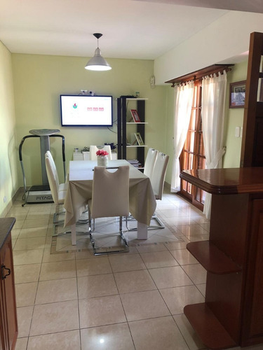 Venta Importante Chalet Monte Grande 3 Dormitorios, Pileta !