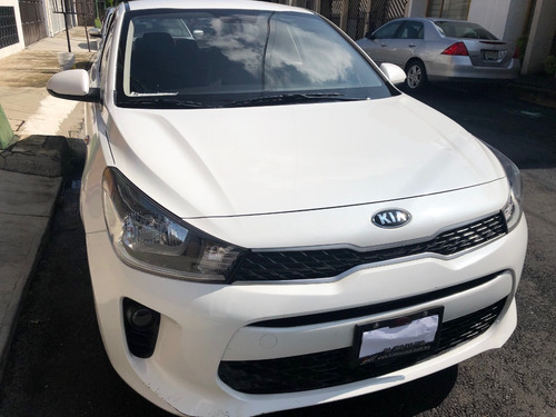 Imagen 5 de 10 de Kia Rio 2020