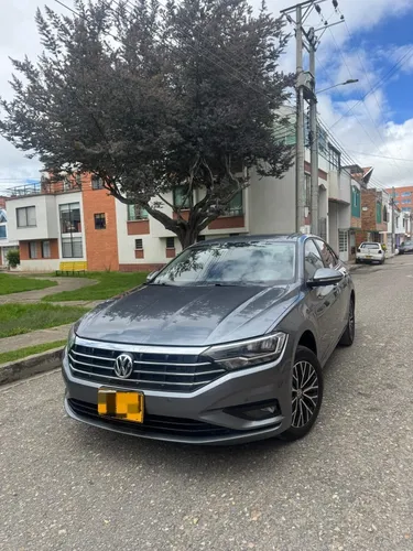 Jetta Confortline 2020