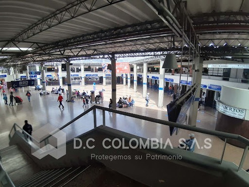 Imagen 2 de 25 de Locales En Arriendo Ciudad Salitre 815-666