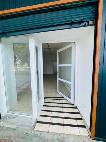 Puerto Montt Arriendo Local 28 M2 Costanera Centro