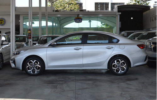 Kia Forte 2.0 Lx Mt