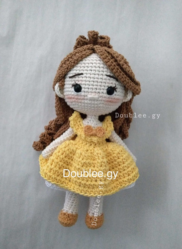 Princesa Bella Amigurumi Tejido A Crochet 27 Cm