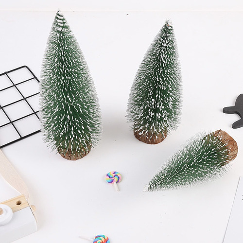 Imagen 6 de 6 de Decoración De Mesa Led Mini Árbol De Navidad Luz Cálida 25cm