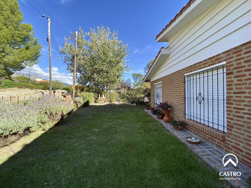 Casa En Rincón Del Este, Villa De Merlo.