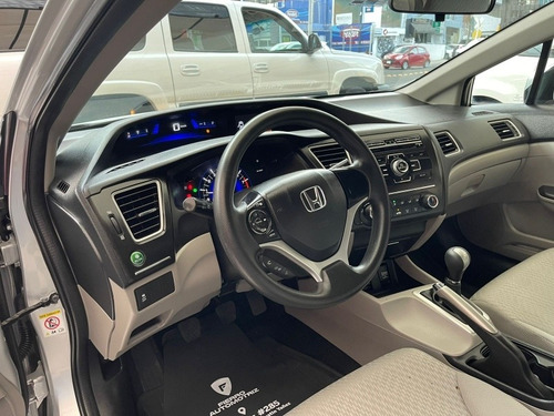 Imagen 5 de 15 de Honda Civic 1.8 Lx Sedan L4 Man. Mt 2014