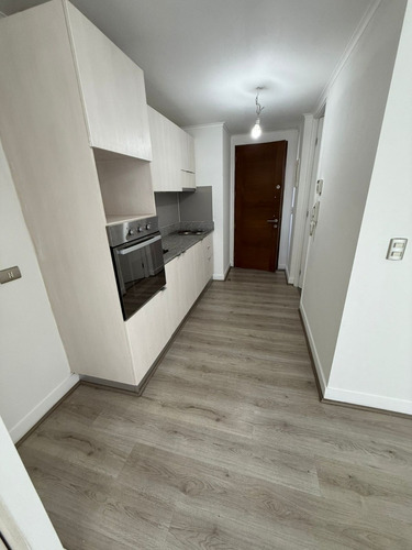 Homestudio En Arriendo, Amalia Errazuriz 956, Independencia