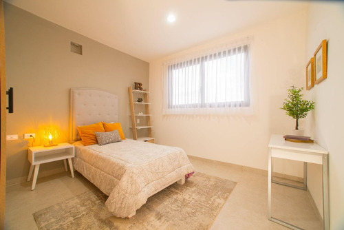 Casa En Venta En El Condado, Terreno 155 M2, Family Room O 4ta Recámara, Premium