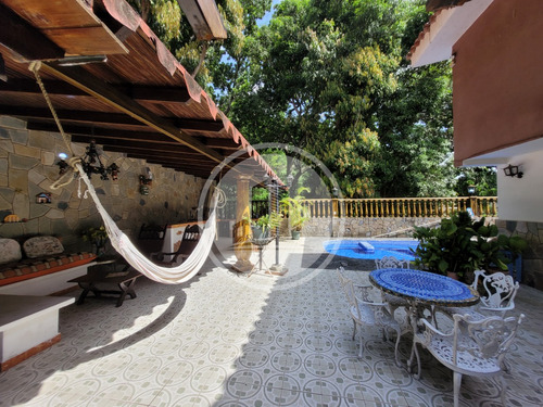 Casa En Venta El Castaño 001jsc