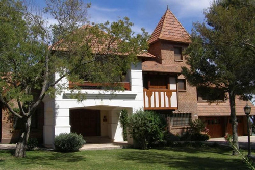 Imagen 1 de 30 de Emblemática Residencia En Country Chumamaya