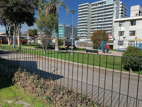 Casa Comercial Sobre Av Ossa Metro Simon Bolivar
