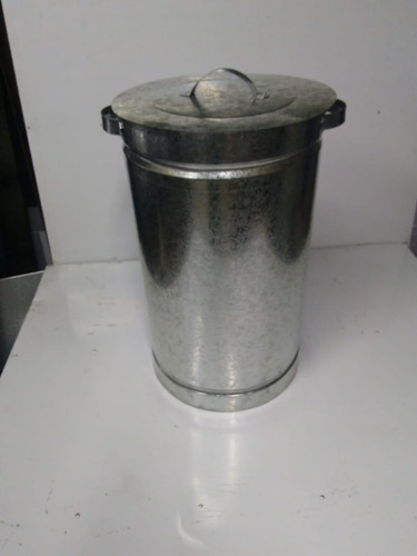 Imagen 2 de 5 de Cesto - Tacho Con Tapa Y Manijas