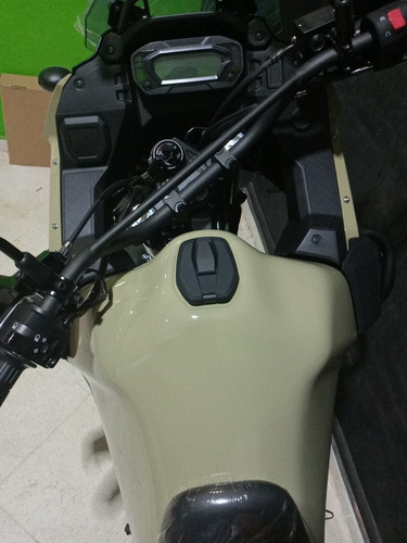 Imagen 14 de 15 de Motocicleta Kawasaki Klr 650 2023 0km - Linea Nueva
