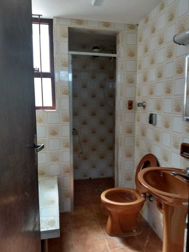 Imagem 8 de 13 de Belissima Chácara 1.300 M² Em Condomínio - Cód.101