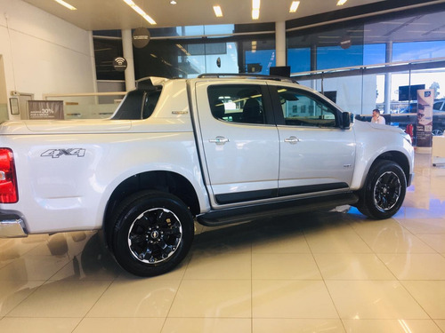 Imagen 2 de 10 de Chevrolet S10 2.8 High Country Cd Tdci 200cv Automática Gp