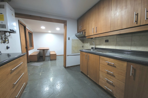 Vende Casa En Los Ángeles Condominio Villa Alemania.