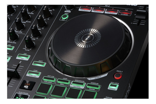 Imagen 3 de 4 de Controlador DJ Roland DJ-202 negro de 2 canales