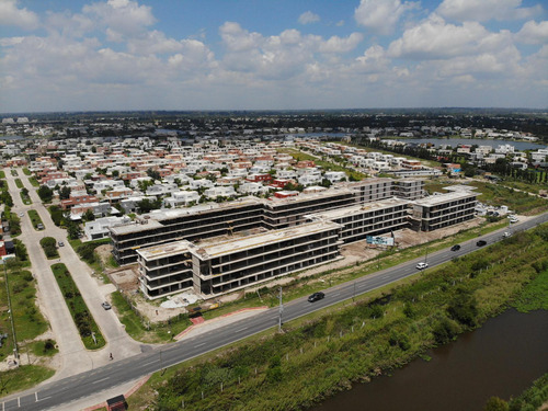 Venta Departo. 2 Amb. Con Balcón En Terrazas De Santa María, Villanueva