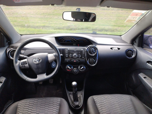 Toyota Etios 1.5 XLS 5P L13