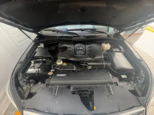 Infiniti QX80 5.6 4WD 8 pasajeros At