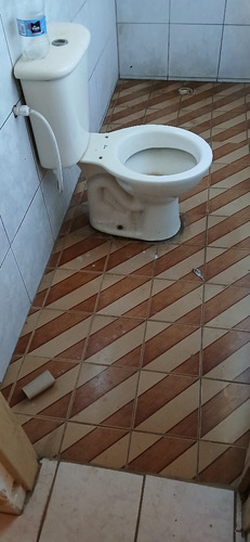 Casa Toda Murada Com Registro No Cartório.