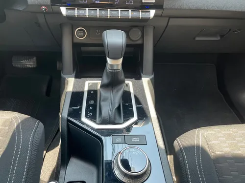 Mitsubishi L200 2025