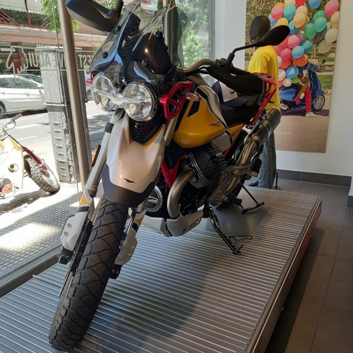 Imagen 5 de 15 de Moto Guzzi V85 Tt 2020 Amarilla 0km Entrega Inmediata!!