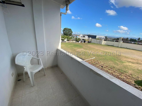 Venta Amplia Casa Urb Villa Roca Cabudare Gabriela C