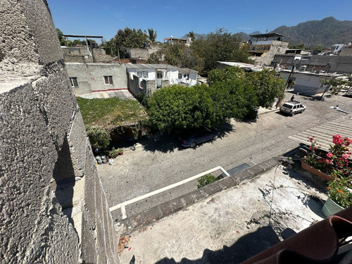 Edificio Para Remodelar! Col. 1o De Mayo | Pto. Vallarta Excelente Inversión!! 2 Departamentos, Con Opción A Un Tercero. Excelente Ubicación!