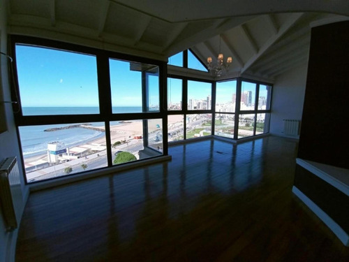 Dúplex En Venta - 4 Dormitorios 4 Baños - Mar Del Plata