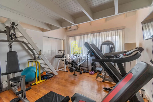 Venta Casa 5 Dormitorios En La Tahona