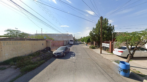 Casa En Venta En Paseo De Cuauhtémoc Paseos De Chihuahua!!!