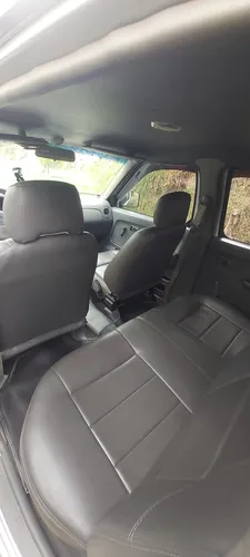 Nissan Frontier 2.5 Std D22 4x2
