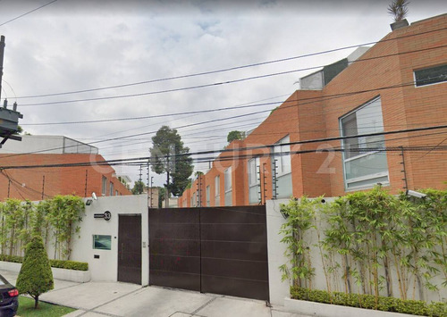 Casa En Venta En Parque San Andrés, Coyoacán.