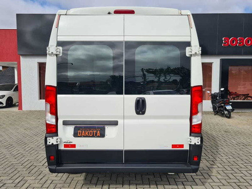 Imagem 14 de 15 de Peugeot Boxer Minibus 2.0 16l Turbo Diesel 2020