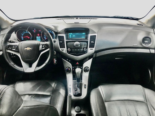 Imagem 12 de 13 de Chevrolet Cruze Lt Hb