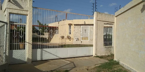 Imagen 3 de 8 de Se Vende Casa En Urb. Carmen Isabel , Anaco Ve01-0876anc-cr