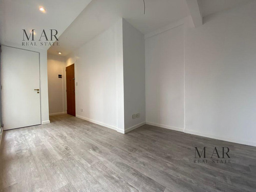 Imagen 4 de 17 de Departamento En Venta 2 Amb. Billinghurts Y Charcas. Super Luminoso. Piso Alto
