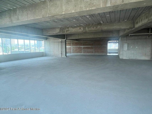 Oficinas En Venta En Parques Plaza Lago Alberto 24-4049 Cr